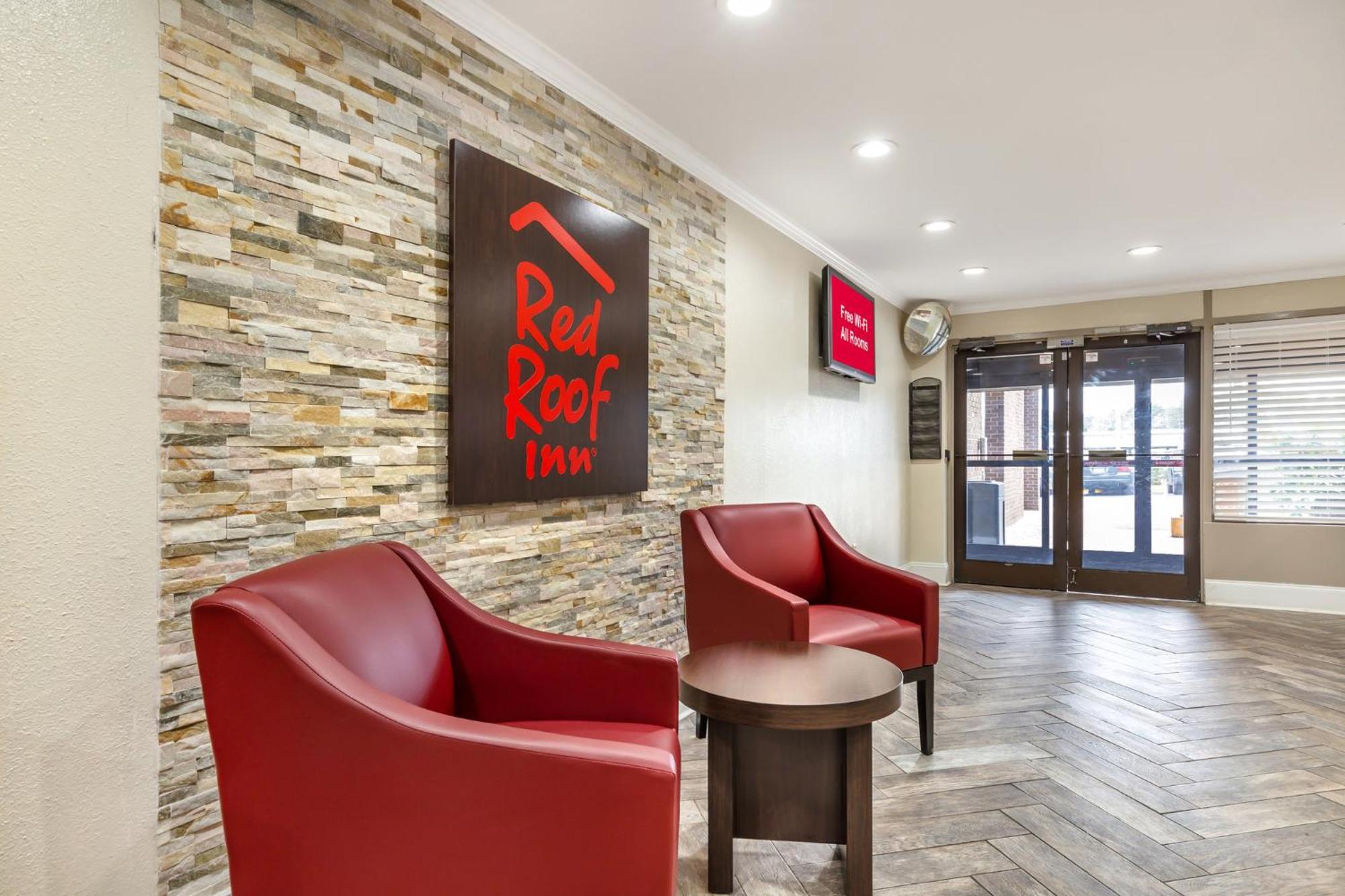 Red Roof Inn Raleigh Northeast - Downtown Exterior foto