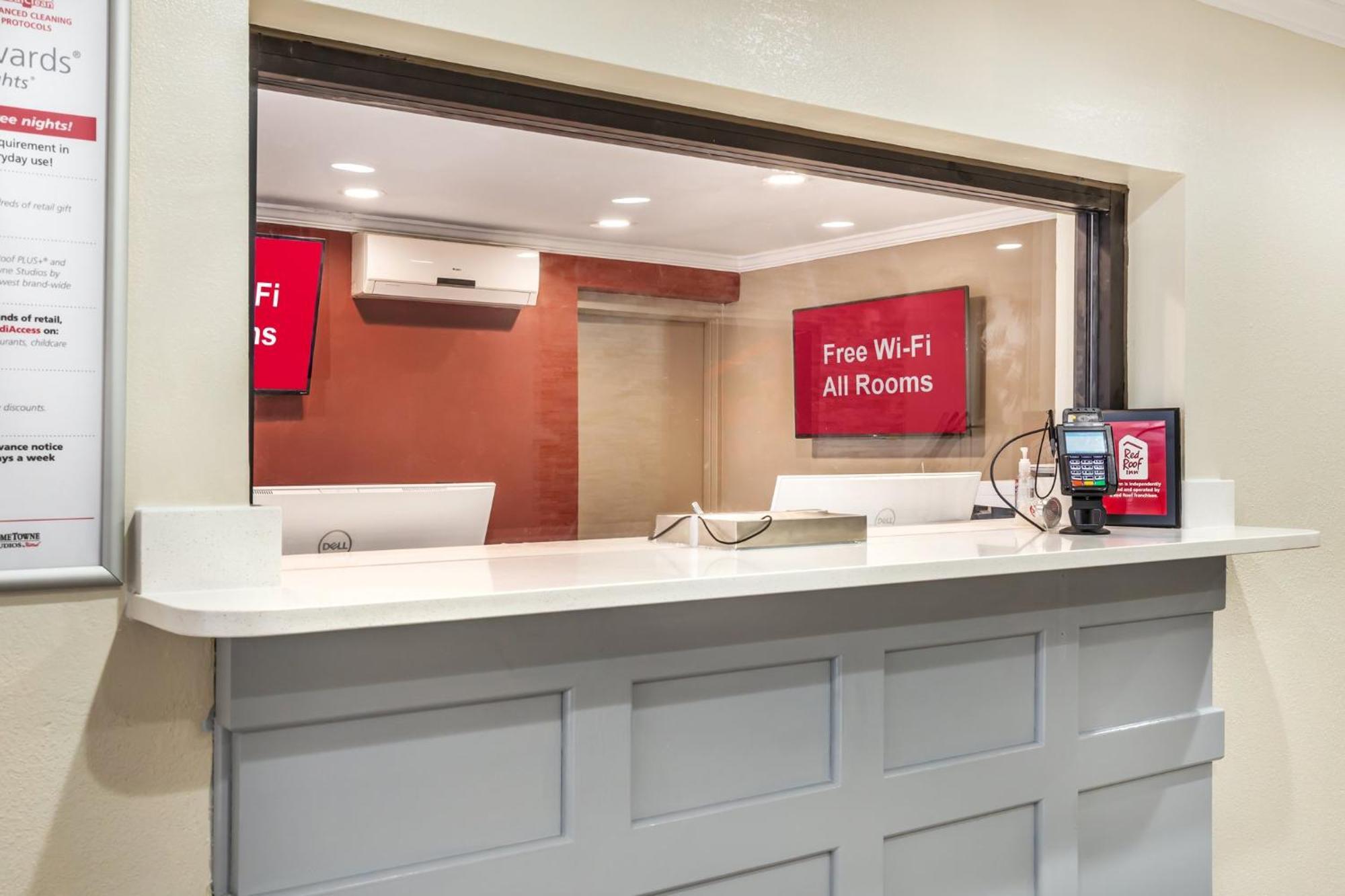Red Roof Inn Raleigh Northeast - Downtown Exterior foto