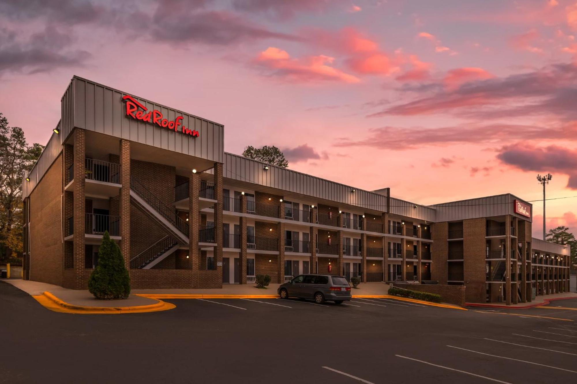 Red Roof Inn Raleigh Northeast - Downtown Exterior foto